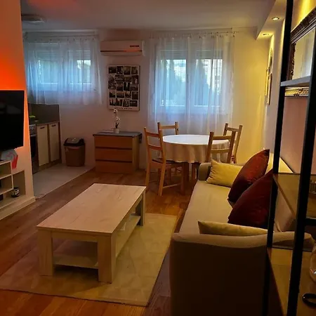 דירה Apartman Lokve
