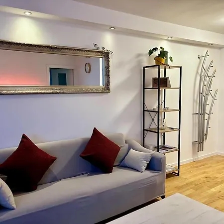 Apartman Lokve דירה